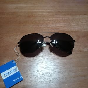 Polarized Glare Sun Blocking Sunglasses. Brand New